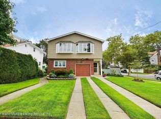 28 Oakdale St, Staten Island, NY 10308