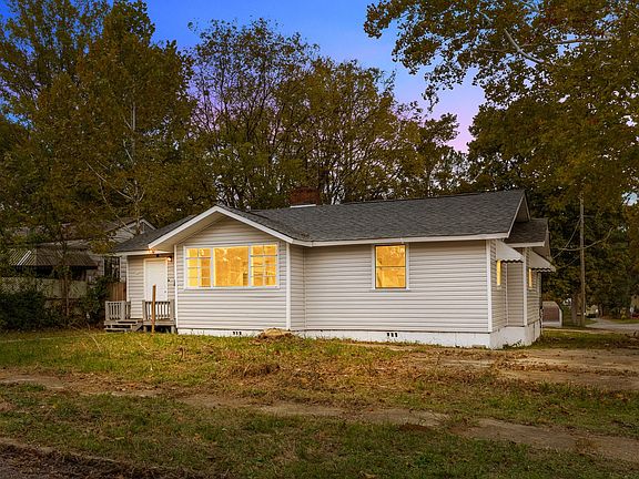 2nd image of 1893 Princeton Ct SW