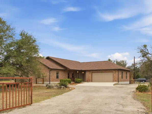 1204 Cypress Pass Rd, Spring Branch, TX 78070