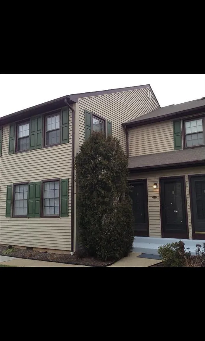 1 bed, 1.0 bath, $1,900 — Photo 1