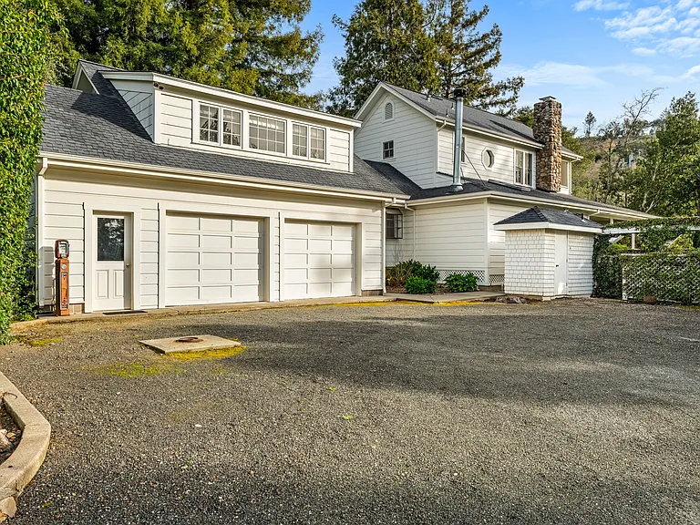 2850 Silverado Trl — Photo 22