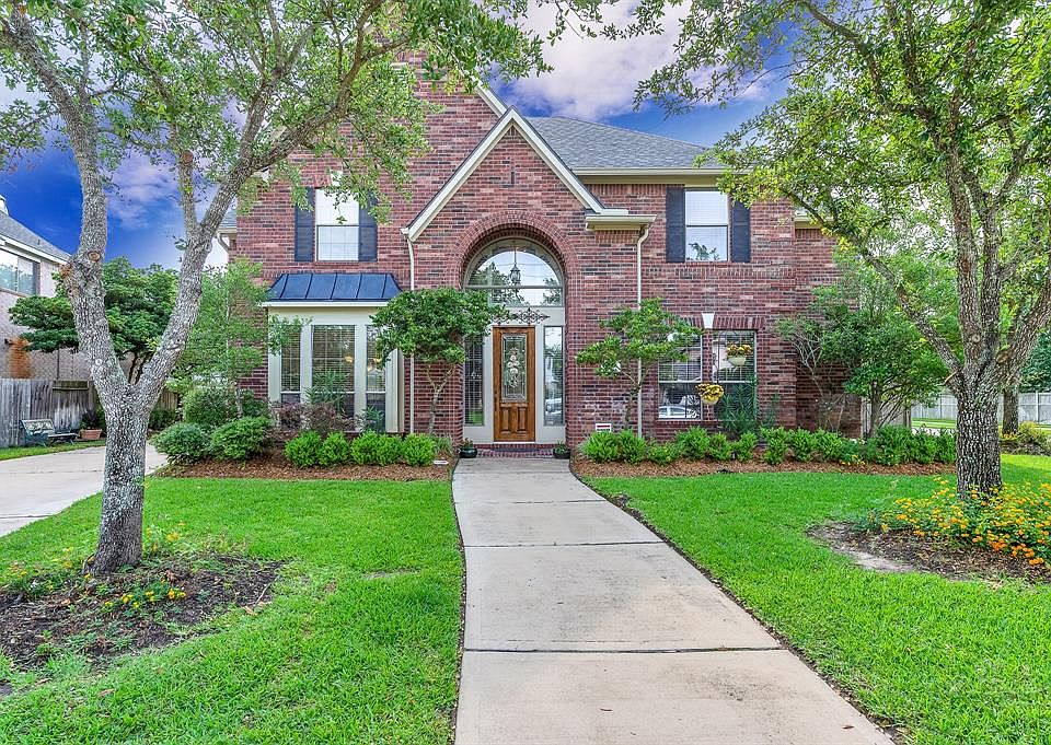 1st image of 5627 Bent Arbor Ln