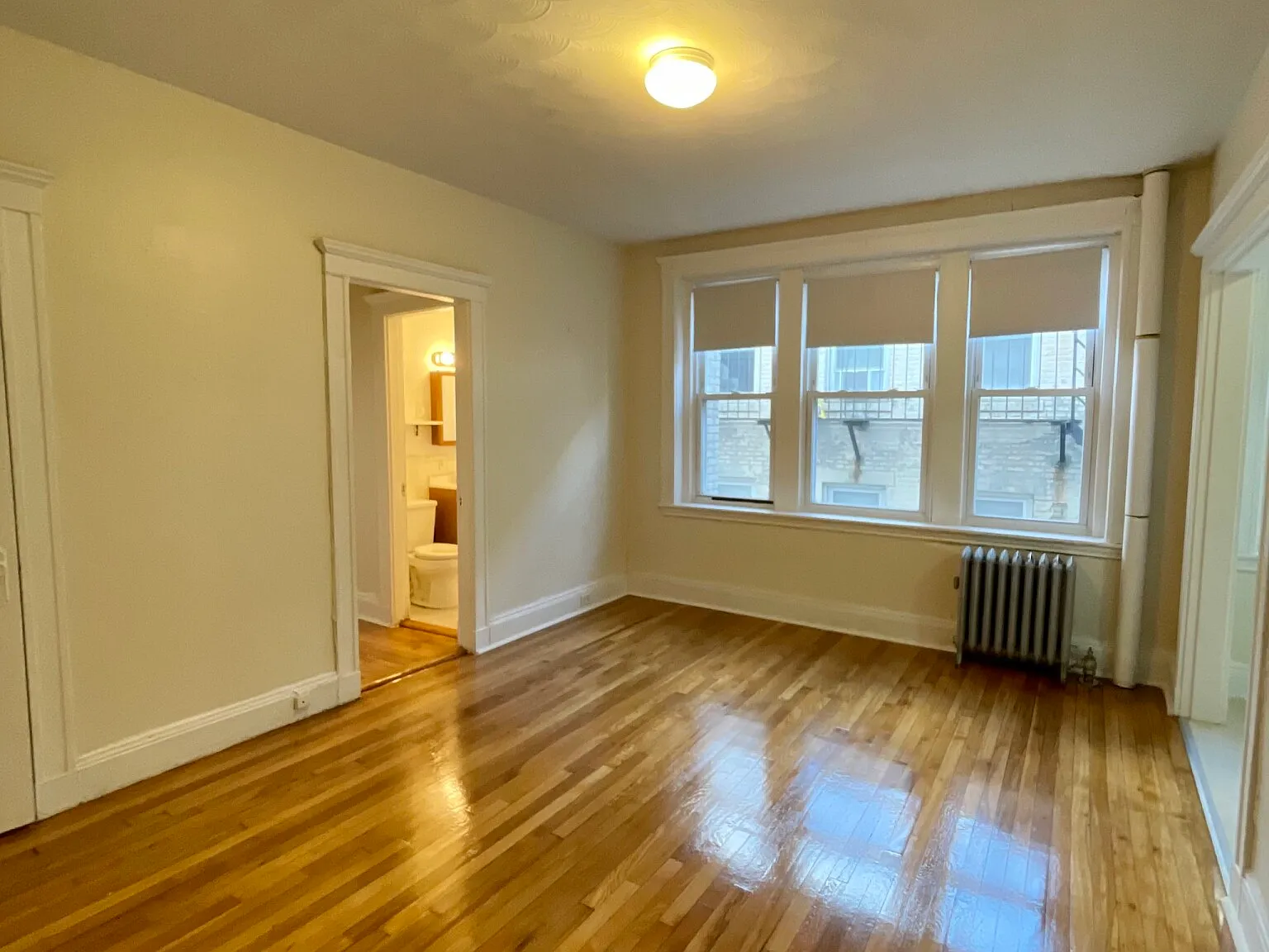 1 bed, 1.0 bath, $2,295 — Photo 1