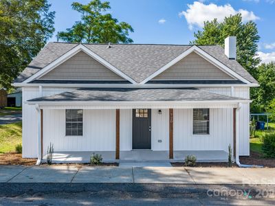 720 E Main St, Maiden, NC, 28650