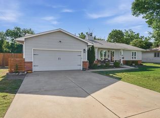 1414 Tanglewood Ct, Rose Hill, KS 67133