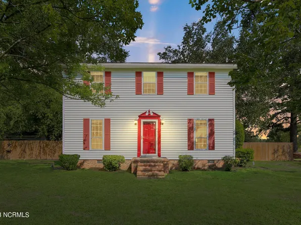 24 Christine Lane, Saint Pauls, NC 28384