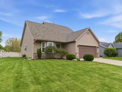 1406 Pine Creek Rd, Valparaiso, IN, 46383