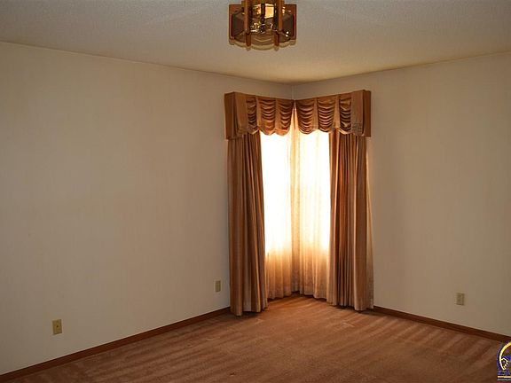 5th image of 3532 SW Willow Brook Dr