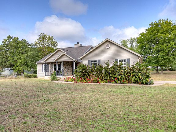 2nd image of 5045 County Lane 273