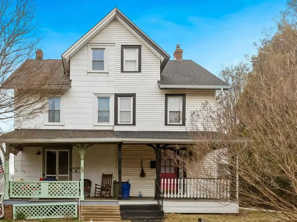 742 Buck Ln, Haverford, PA 19041