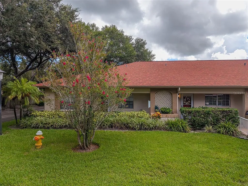 2460 Northside Dr #601