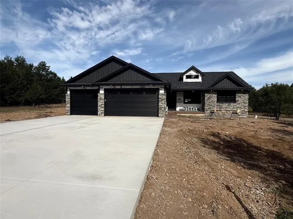 9160 S 24th Avenue, Eau Claire, WI 54703