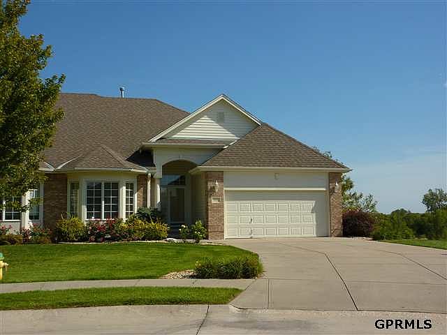 1st image of 321 Inglewood Cir