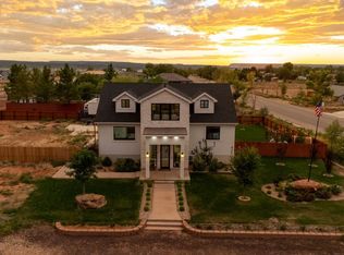 425 S Pioneer St, Colorado City, AZ 86021