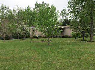 591 Bloom Landing Rd, Charlotte, TN 37036