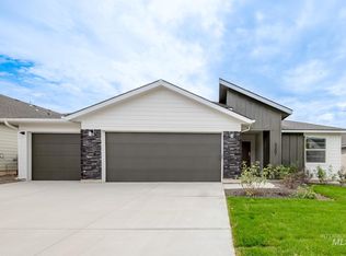 3750 E Jamestown Dr, Nampa, ID 83686