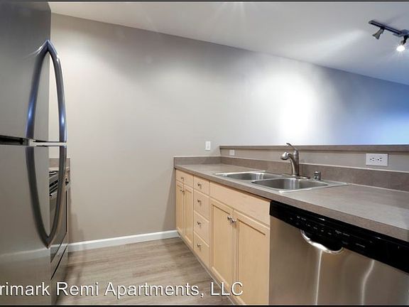 5th image of 2727 Eastlake Ave E APT 402
