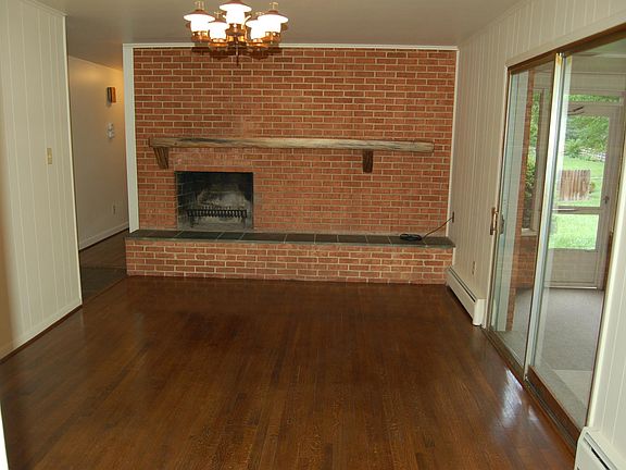 2nd image of 3008 Lofton Rd