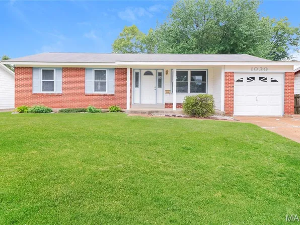 1030 Lees Ln, Florissant, MO 63031