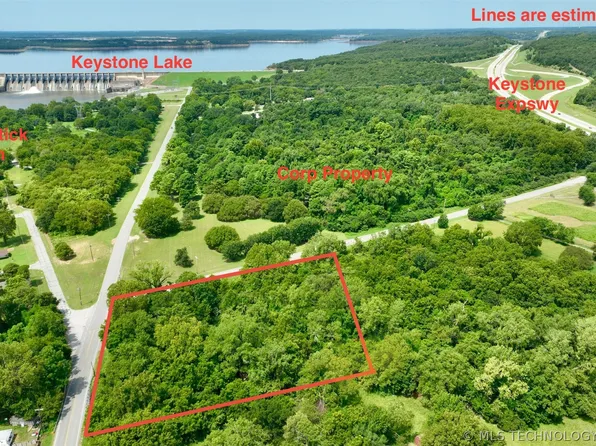 1009 S 220 W, Sand Springs, OK 74063