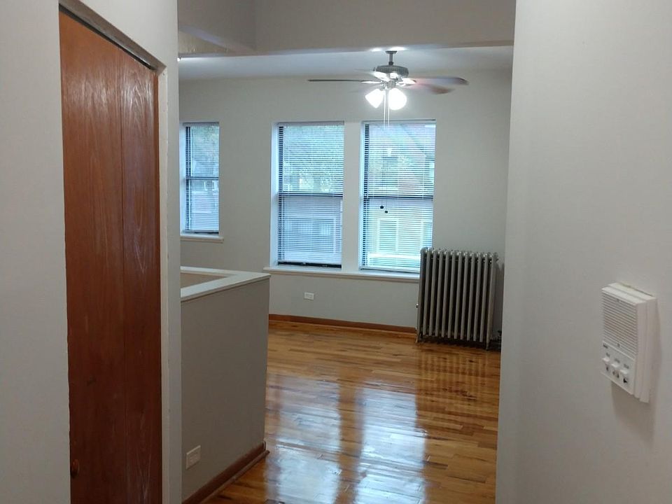 1st image of 7011 N Paulina St #1W