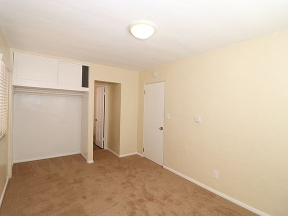 2nd image of 4115 Winona Ave