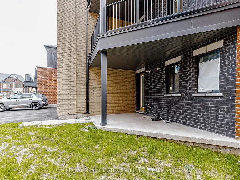 3 Marvin Ave — Photo 47