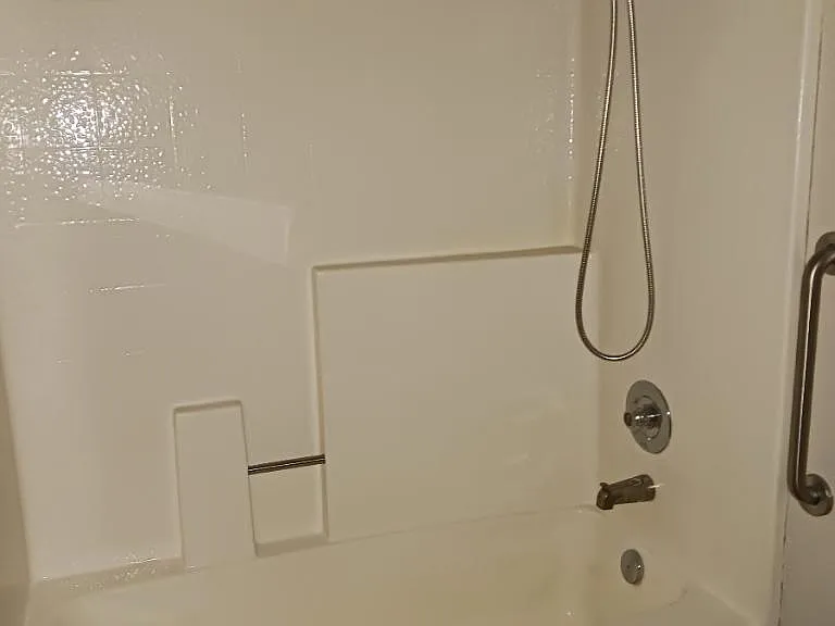 Bathroom tub/shower.