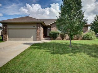 586 S Stoney Path, Nixa, MO 65714