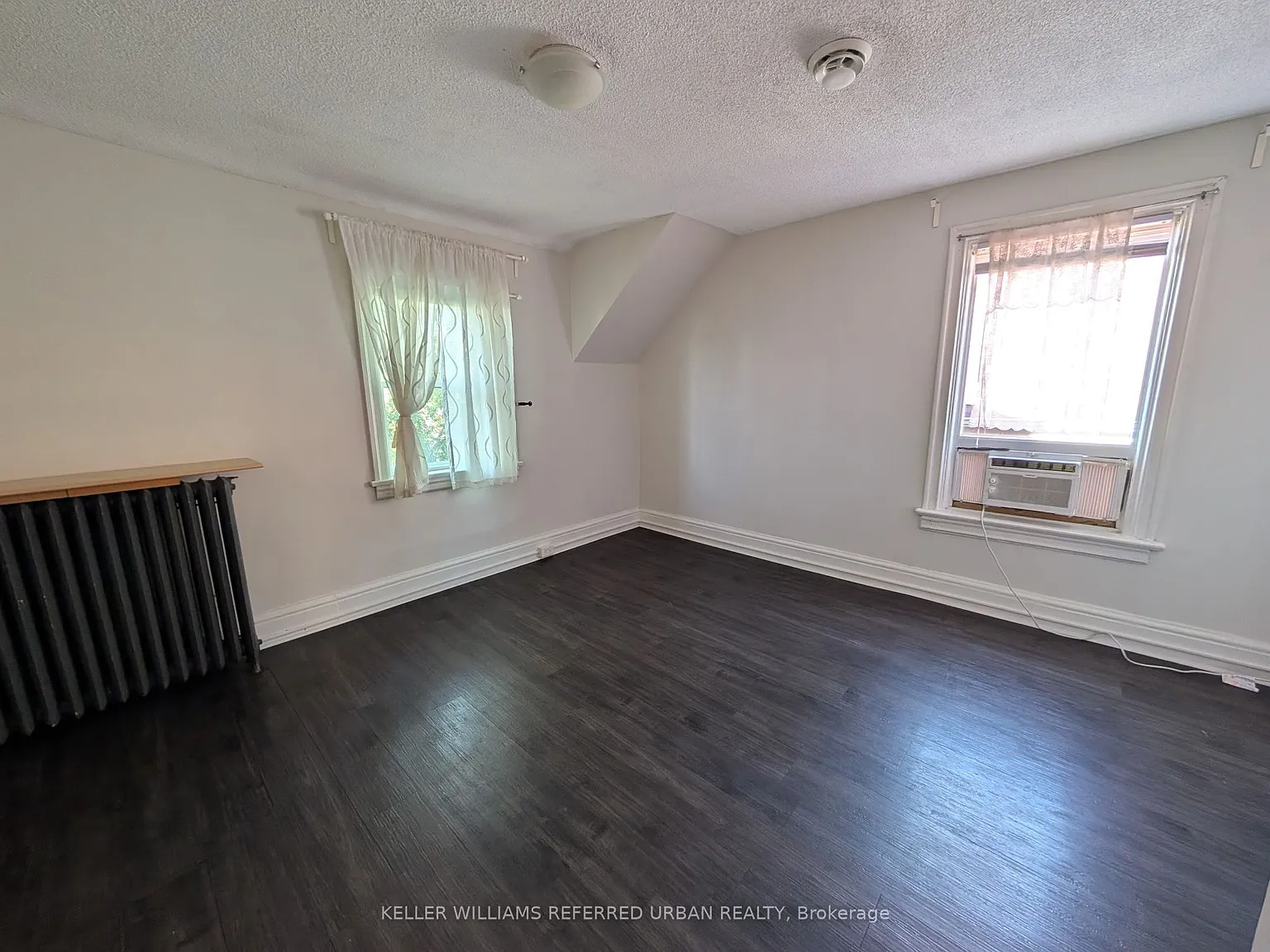 2 bed, $2,200 — Photo 4