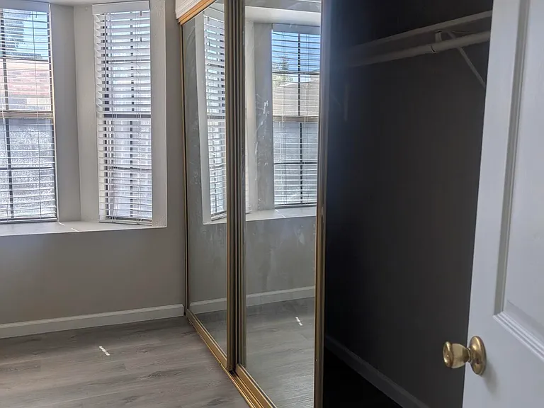 820 W University Dr #19 — Photo 10