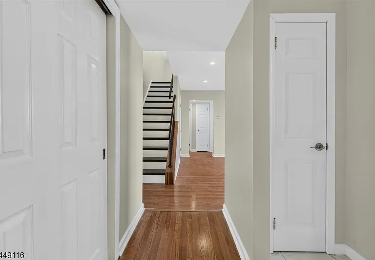 94 Beverly Hill Ter — Photo 20