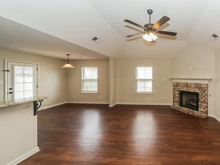 1089 Carib Loop W — Photo 5