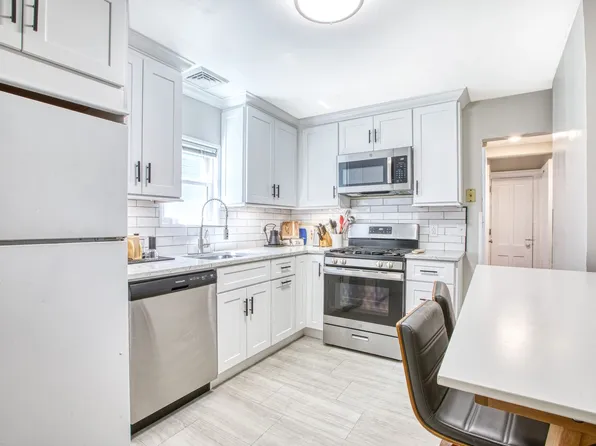 26 Haviland St #2, Norwalk, CT 06854
