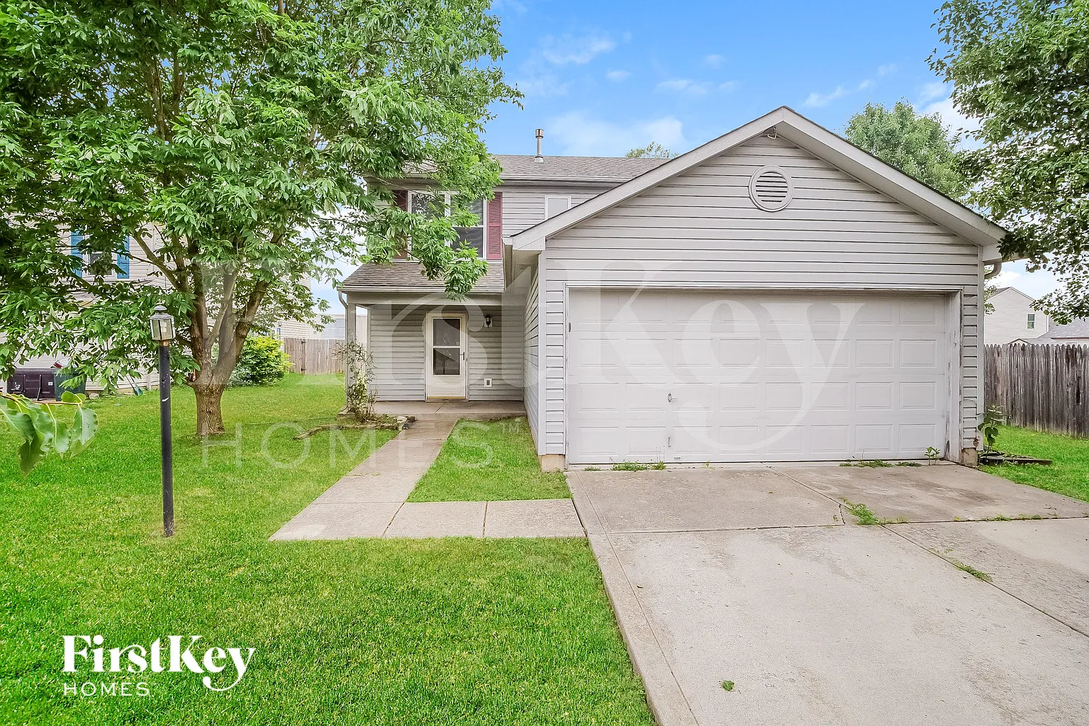220 Woodstream Ct photo 1