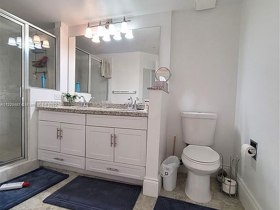 3rd image of 17100 N Bay Rd APT 1307