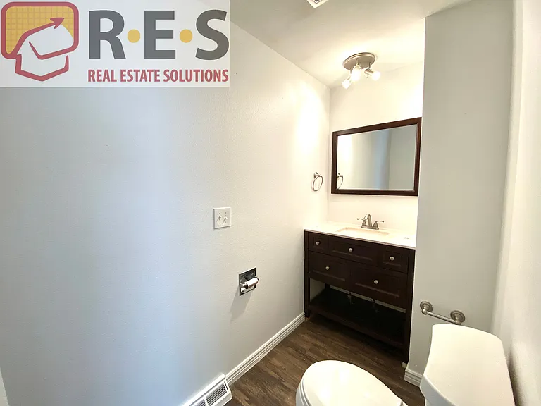 7701 W Glasgow Pl — Photo 11