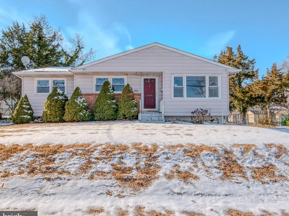 392 Wedgewood Dr, Turnersville, NJ 08012