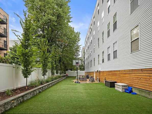 510 Monroe Street image 15 of 16