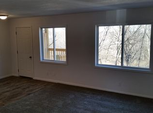 3304 SW 29th St APT 2, Topeka, KS 66614