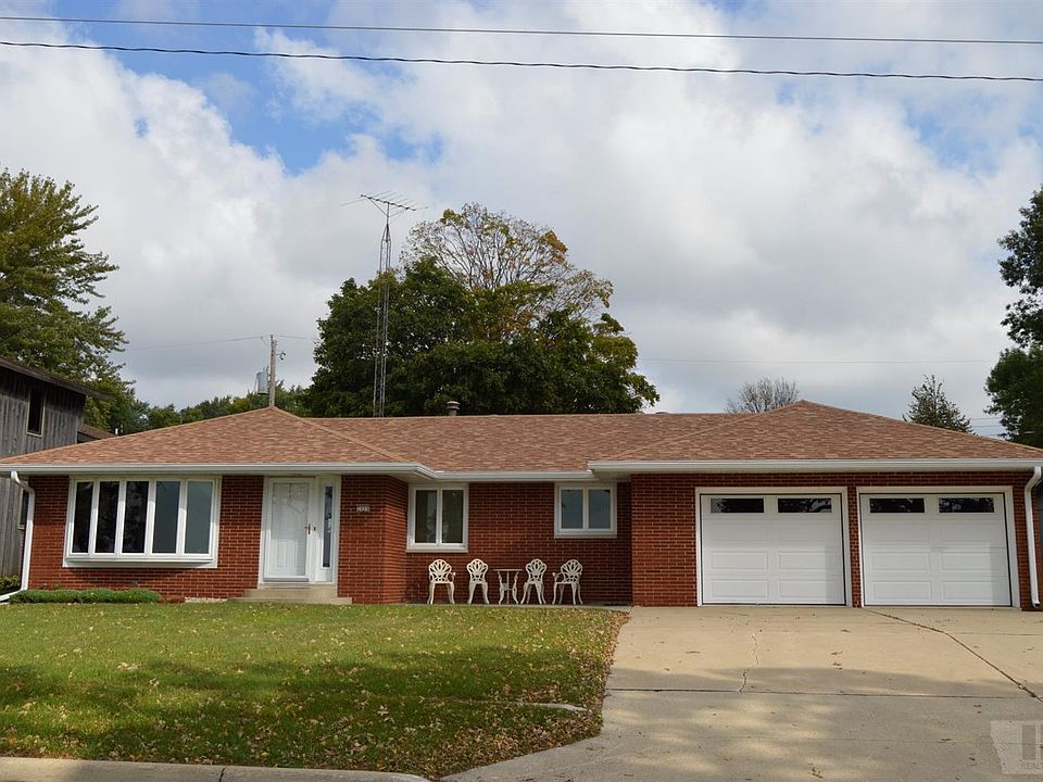 1st image of 2404 N Shore Dr