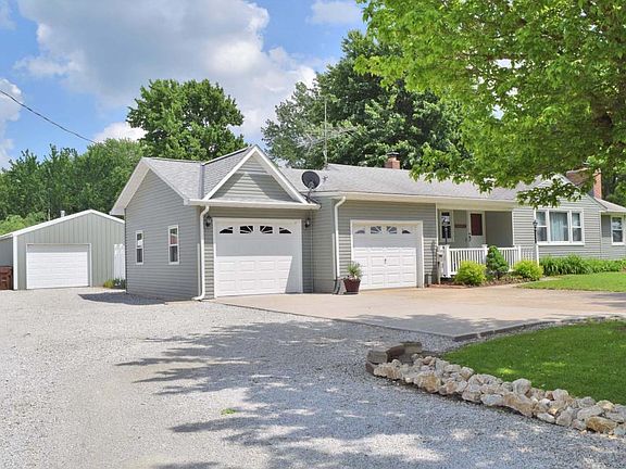 2nd image of 2031 N Warpath Dr