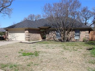 6853 Old Mill Rd, North Richland Hills, TX 76182