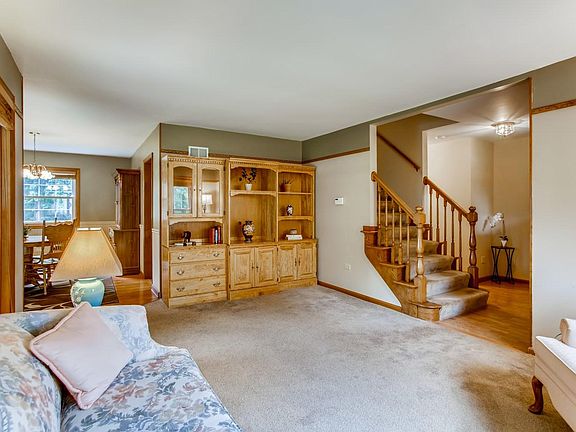 4th image of 5N005 Birchdale Ct