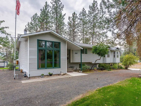 11387 W Meadowview Ln, Nine Mile Falls, WA 99026