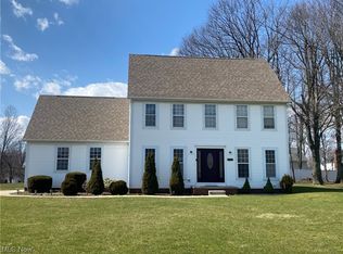 9402 Shepard Rd, Macedonia, OH 44056