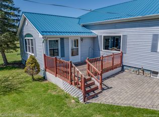 342 N Chambers Rd, Tawas City, MI 48763