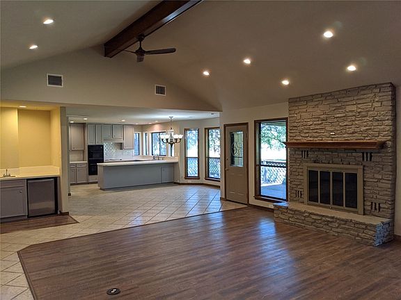 2nd image of 76 Woodcreek Dr