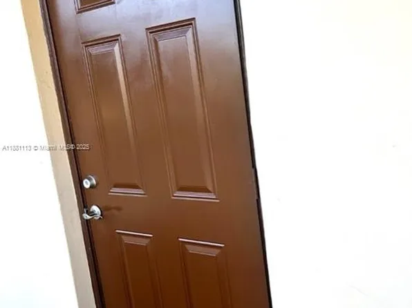 8881 Sunrise Lakes Blvd APT 204, Sunrise, FL 33322