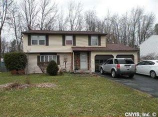 5503 Chateau Ln, Clay, NY 13041